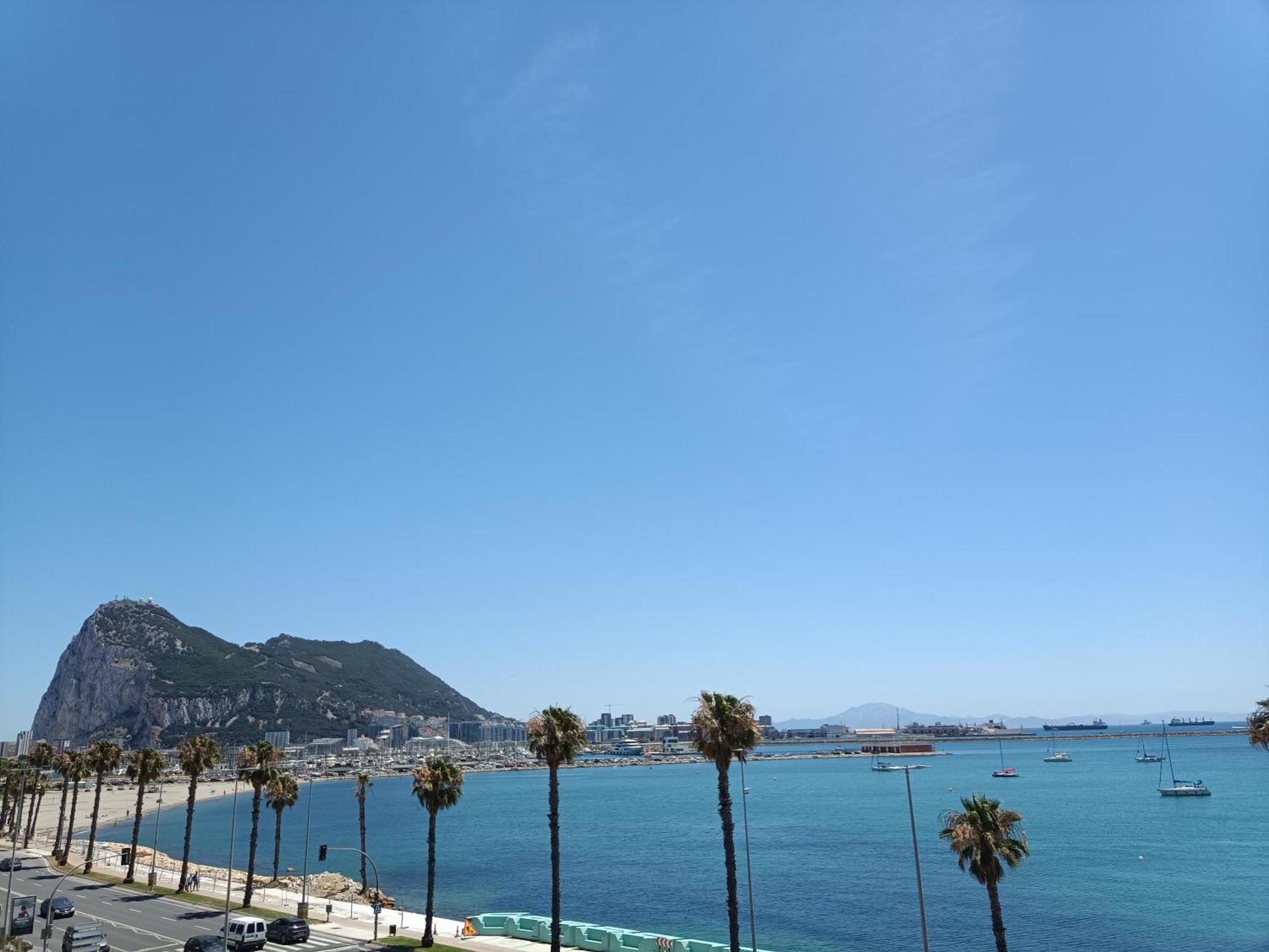 Apartmán Vistas A 3 Paises Y 2 Continentes 1º Linea De Playa A 5 Minutos De Gibraltar La Línea de la Concepción Exteriér fotografie